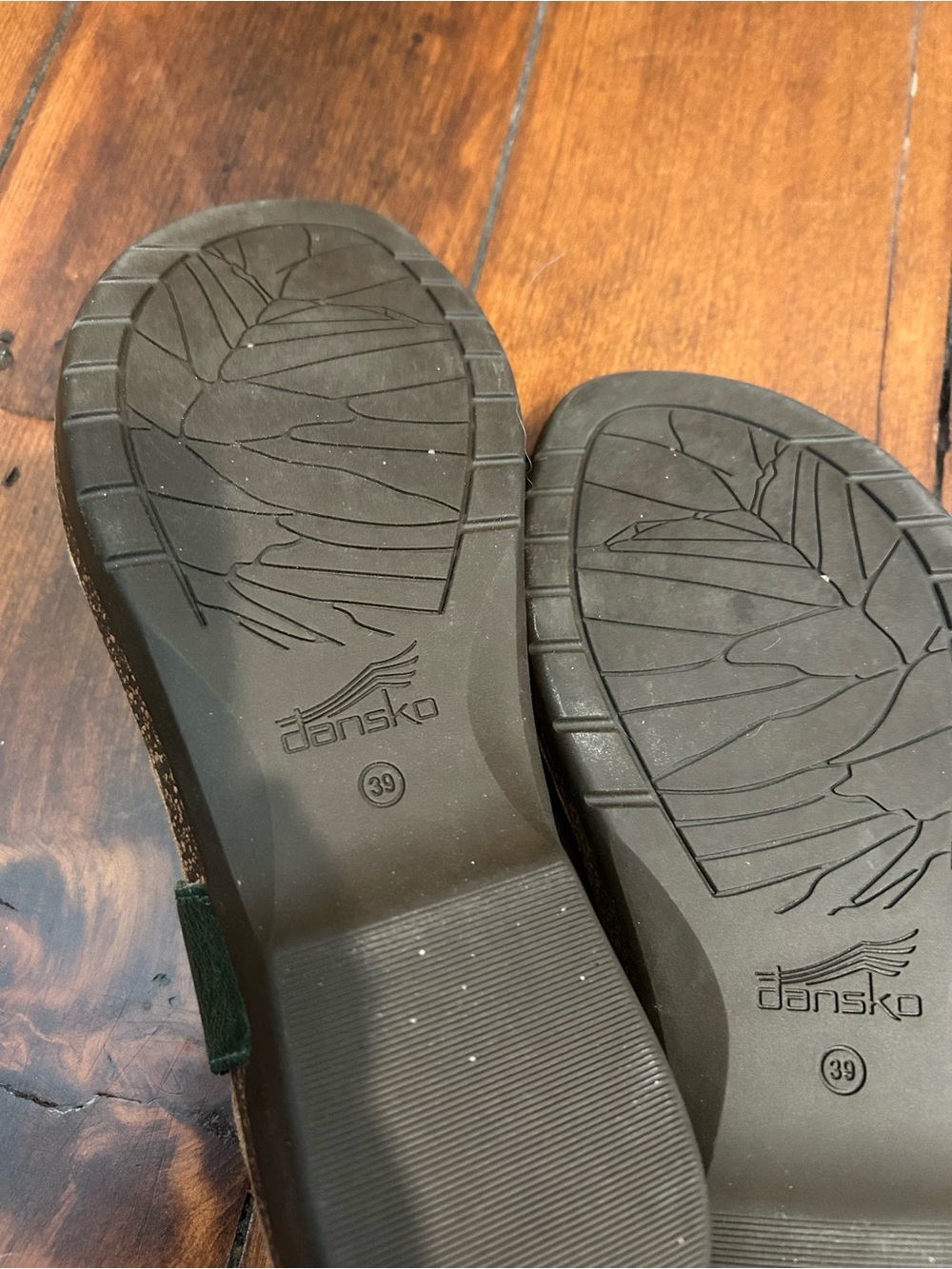 Dansko Dark Green Leather T-Strap Sandals - Picture 5 of 6